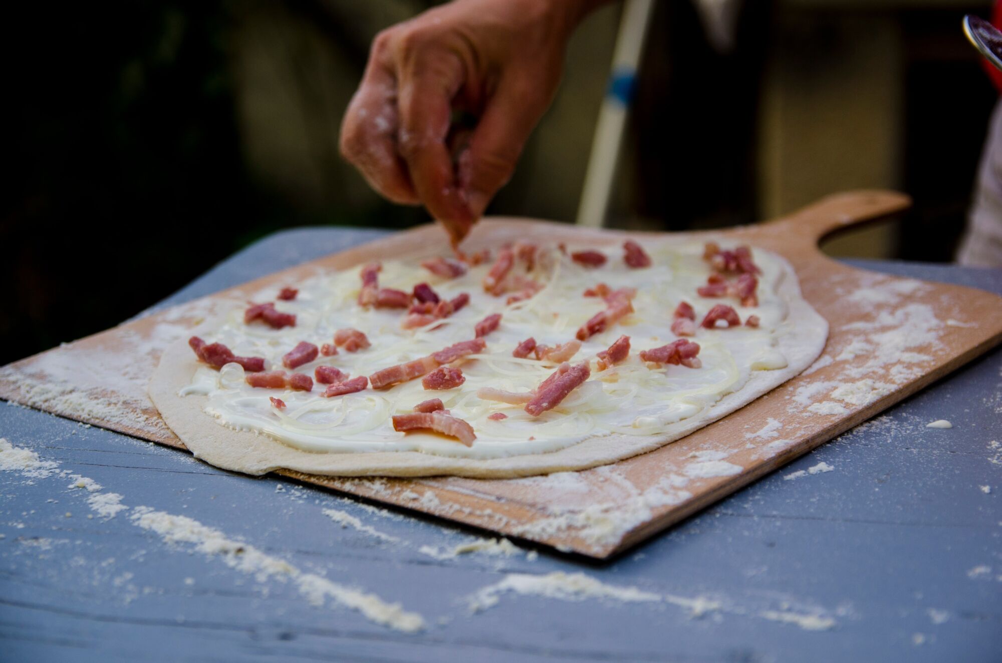 Quels sont les avantages d&#8217;une planche à tarte flambée (pizza alsacienne) ? Guebwiller