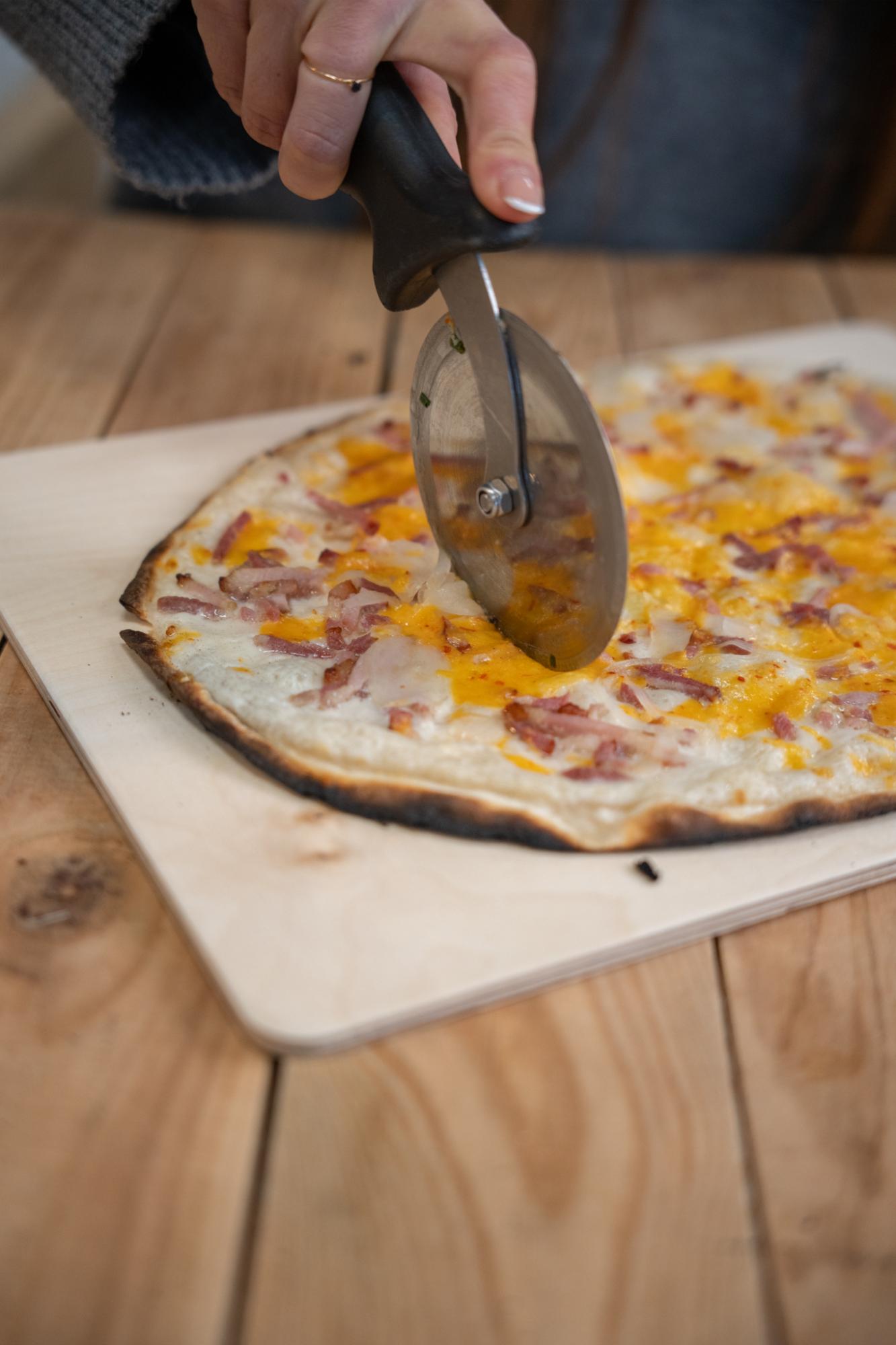 MTF 28 | Alsace Flam Confection et vente de tartes flambées artisanales dans nos magasins à Colmar et Marlenheim Soultz-Haut-Rhin 4